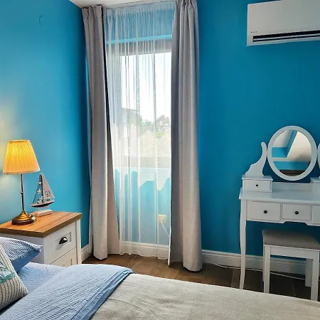 5 - Sun Terrace In Center * Βάρνα
