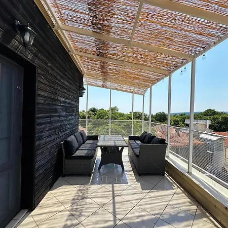5 - Sun Terrace In Center *